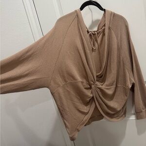 Super fun top for to wear with a pair of jeans for a night on the town